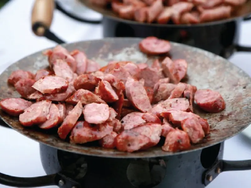 Cocina en vivo durante un evento